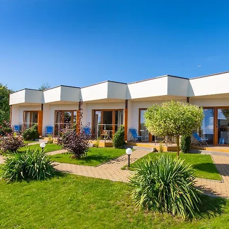 Oasis Lodge
